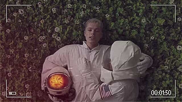 Talking to the Stars Lyrics - HRVY