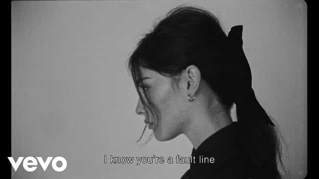 Fault line Lyrics - Gracie Abrams