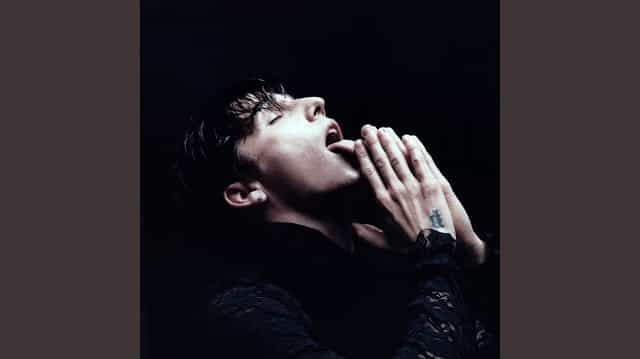 If jesus saves, she's my type Lyrics - ROLE MODEL