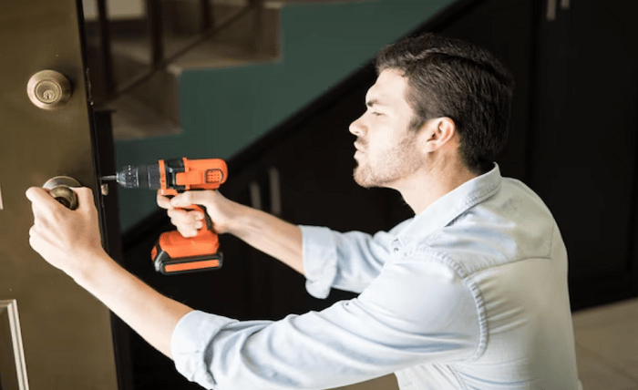 Tips for Choosing Hinges for Your Exterior Door Tips for Choosing Hinges for Your Exterior Door