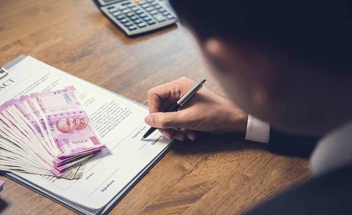 Risks to Consider When Investing in Perpetual Bonds Risks to Consider When Investing in Perpetual Bonds