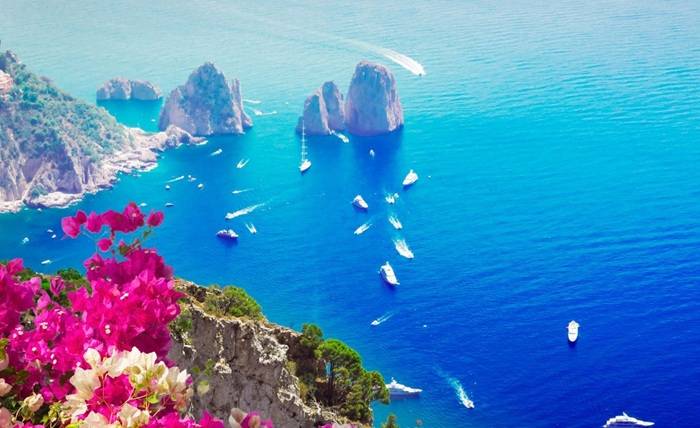 Capri: The Jewel of the Tyrrhenian Sea Capri: The Jewel of the Tyrrhenian Sea