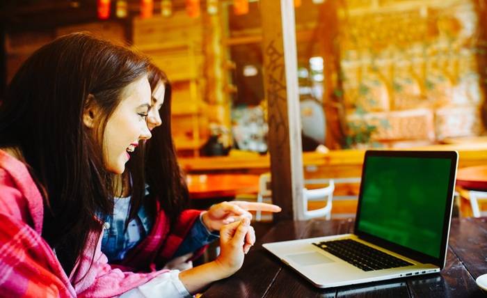 How Push-to-Talk Technology Enhances Communication Efficiency How Push-to-Talk Technology Enhances Communication Efficiency