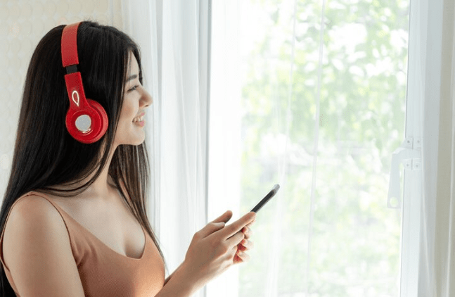 VidMate: The Ultimate Online Music Downloader & MP3 Music Downloader APK for Android VidMate: The Ultimate Online Music Downloader & MP3 Music Downloader APK for Android