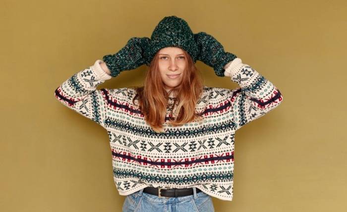 Retro Comfort Reimagined: Why Ugly Cardigan Sweaters and Vintage Gaming Washed Hoodies Are Fashion Essentials Retro Comfort Reimagined: Why Ugly Cardigan Sweaters and Vintage Gaming Washed Hoodies Are Fashion Essentials