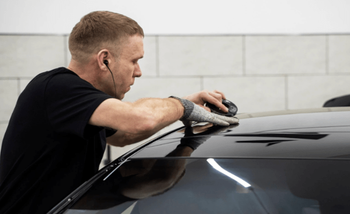 Top 5 Benefits of Car Tinting in Dubai’s Harsh Climate Top 5 Benefits of Car Tinting in Dubai’s Harsh Climate
