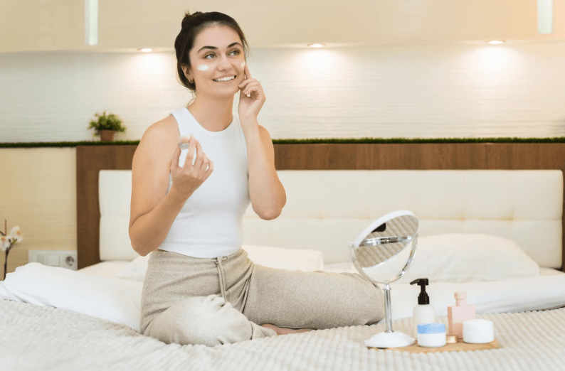 How To Build Skincare Routine That Protects Skin All Year How To Build Skincare Routine That Protects Skin All Year
